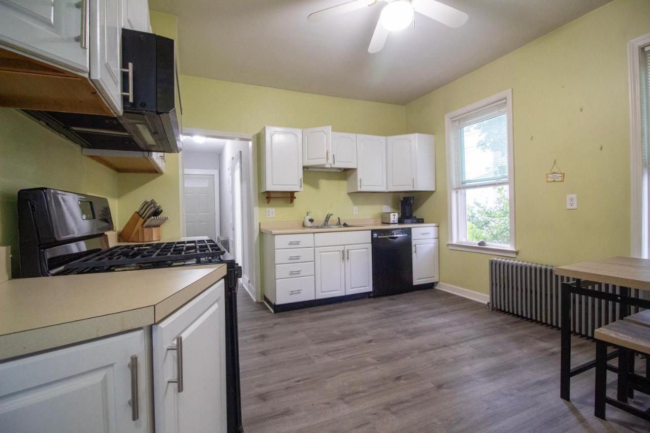 2 Bedroom Condo Close To Boston And Cambridge With Free Parkings Exteriör bild